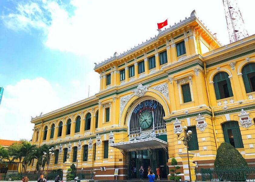 Saigon Central Post Office - Preserving the old Saigon charm.