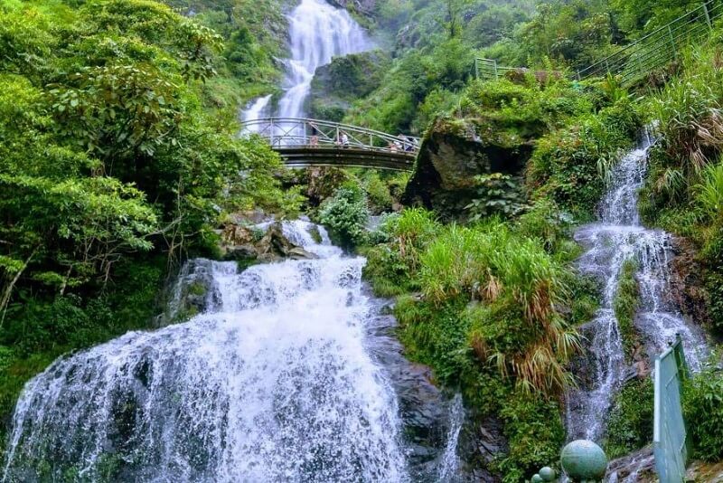 Silver Waterfall, a destination that every traveler wants to visit when traveling to Sapa.