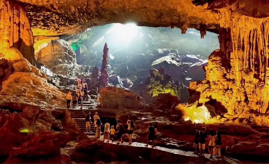 Sung Sot cave in Halong Bay.