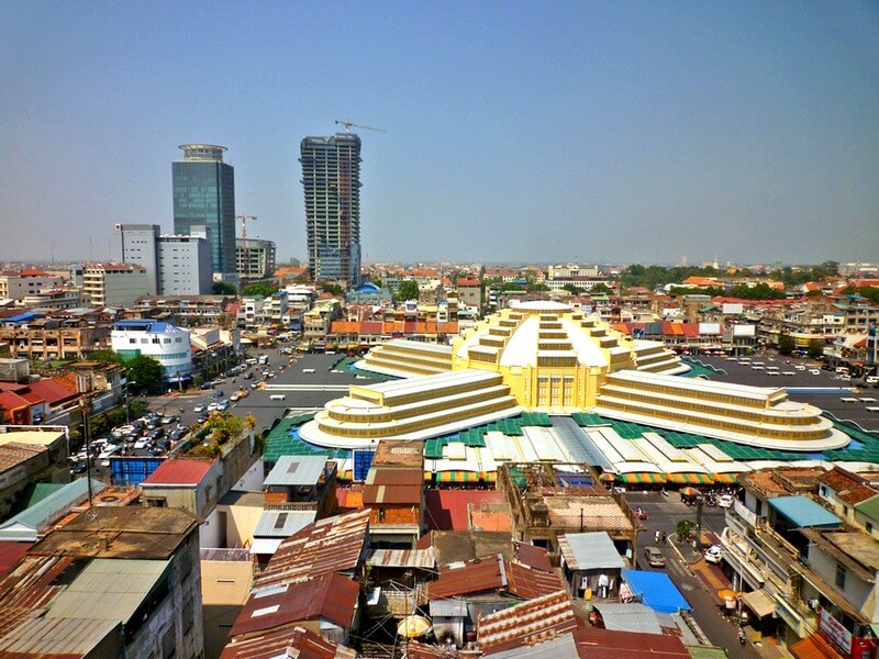 The central market of Phnom Penh as seen from above.