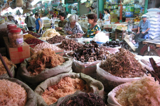 Dried produce, Cho Binh Tay Market